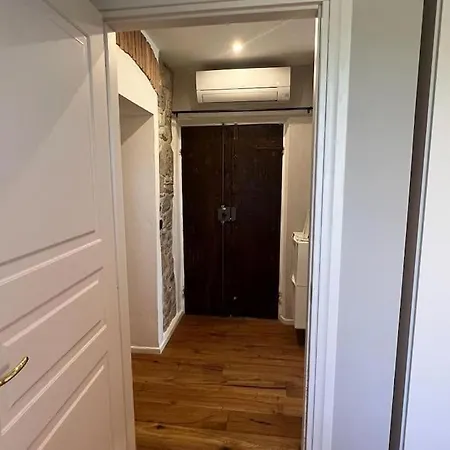 Con Vista Collina Fornovo Di Taro Piantonia