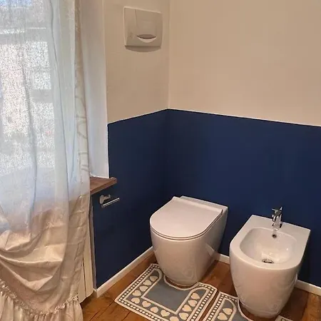 Con Vista Collina Fornovo Di Taro Lägenhet *