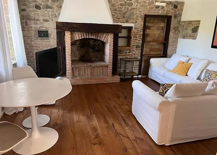 Con Vista Collina Fornovo Di Taro Apartament Piantonia