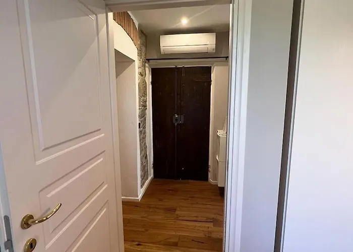 Con Vista Collina Fornovo Di Taro Piantonia